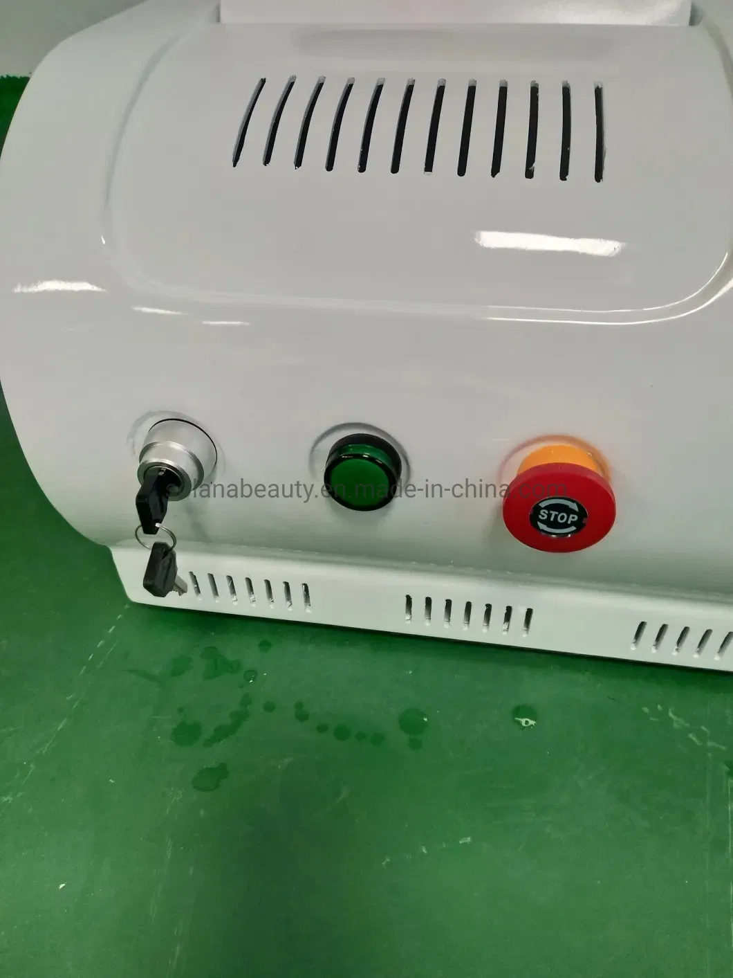 ポータブル 755nm ピコ秒レーザータトゥー除去美容機そばかす眉毛除去